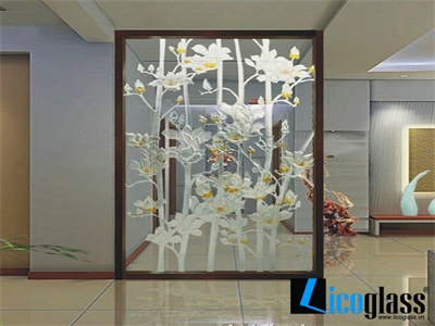 VÁCH KÍNH CƯỜNG LỰC 1