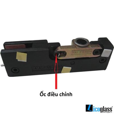 Licoglass cung cấp kẹp trên cửa kính thủy lực VVP chính hãng