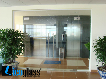 Licoglass chuyên cung cấp cửa kính thủy lực giá rẻ